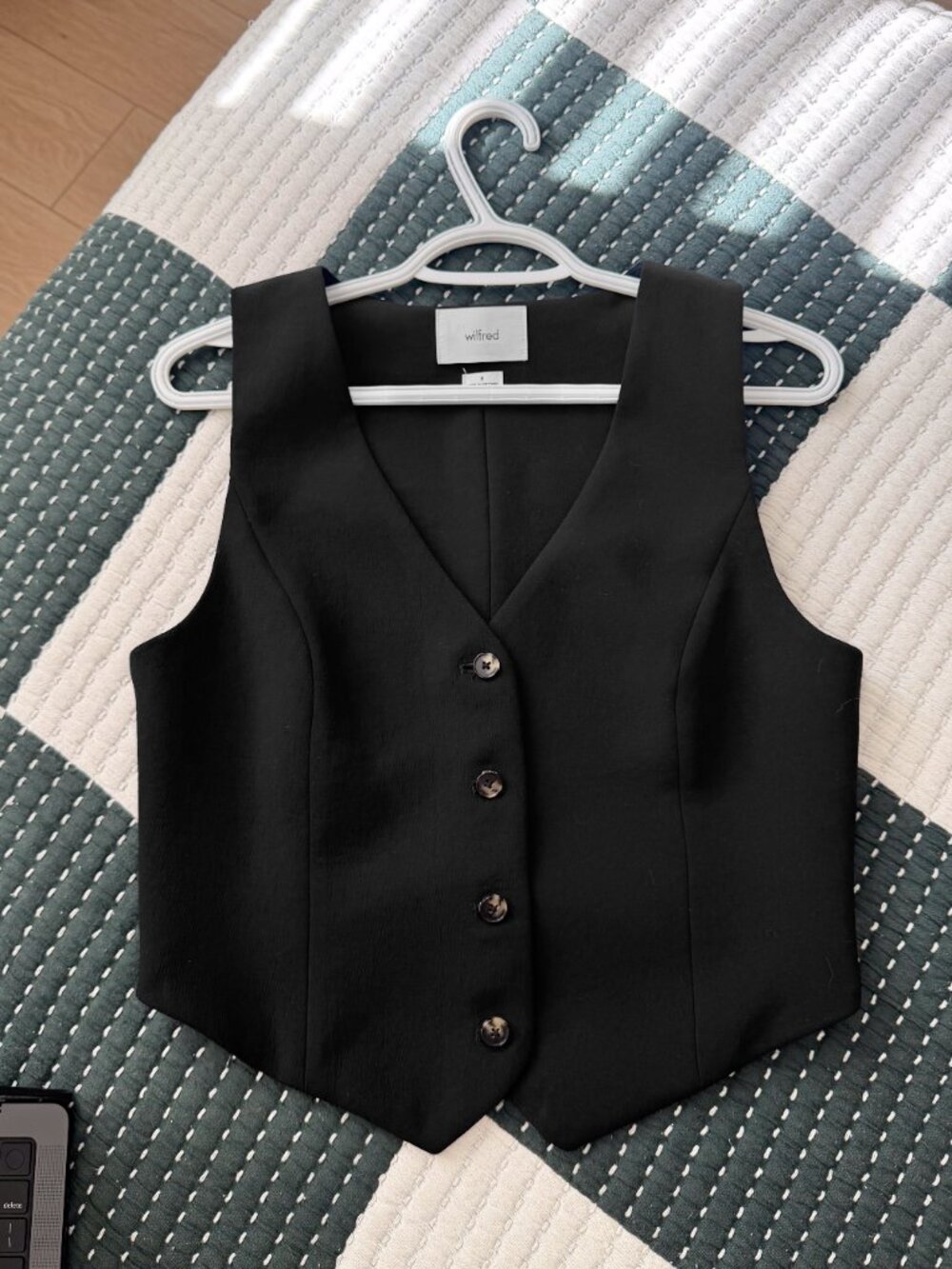 Women's Wilfred Pacino Vest | Size 8 | Black, Worn Once